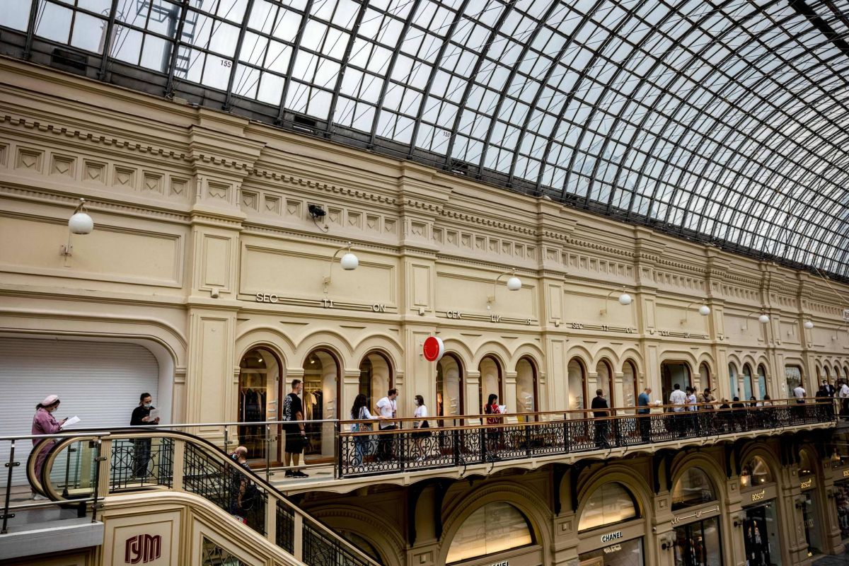 Record de décès quotidiens en Russie, l’Australie en partie reconfinée