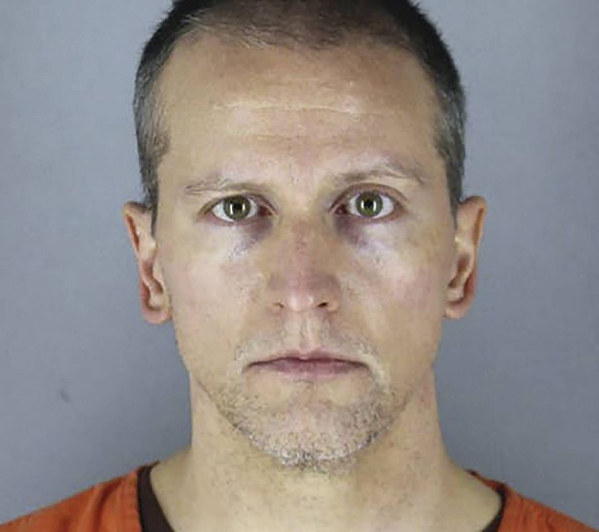 Meurtre de George Floyd: la justice prononce la peine du policier Derek Chauvin