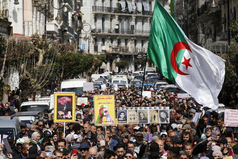 Des activistes du Hirak emprisonnés ou sous contrôle judiciaire