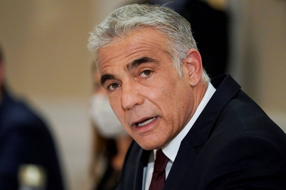 Le chef de la diplomatie israélienne Yaïr Lapid en route pour les Emirats arabes unis