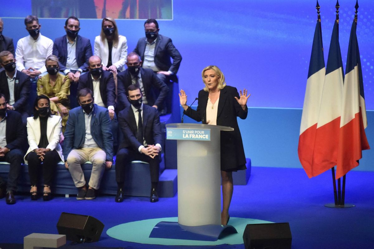 Marine Le Pen exhorte ses militants à aller « chercher la victoire » en 2022