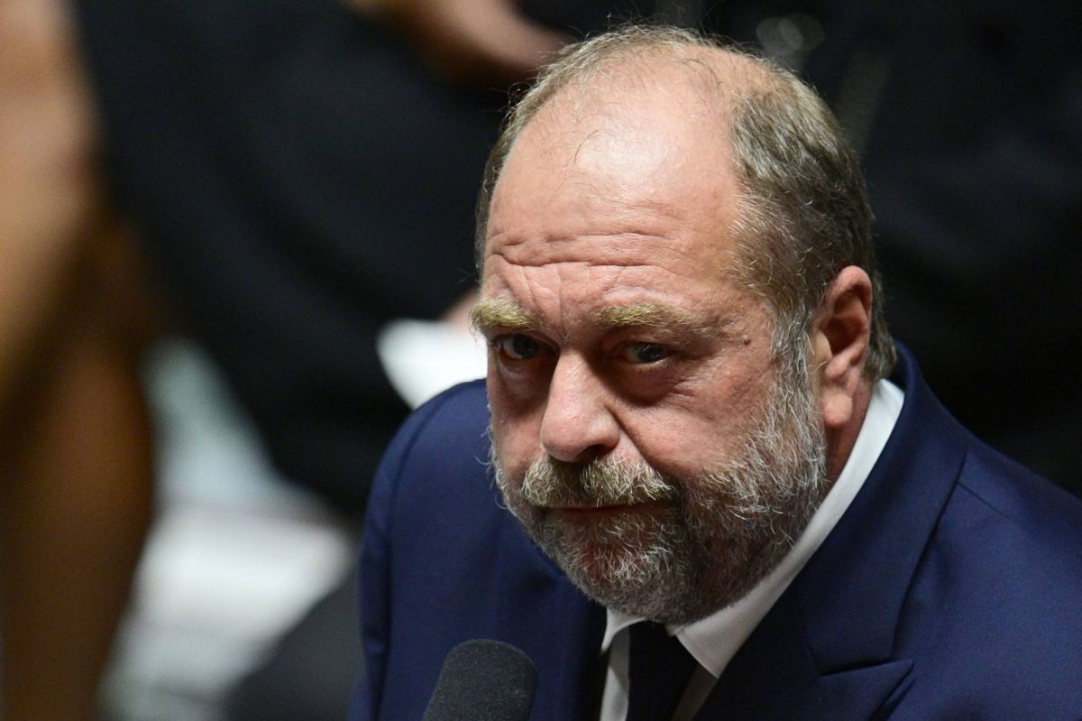 Soupçons de conflit d’intérêts : le ministre de la Justice convoqué la semaine prochaine pour une mise en examen