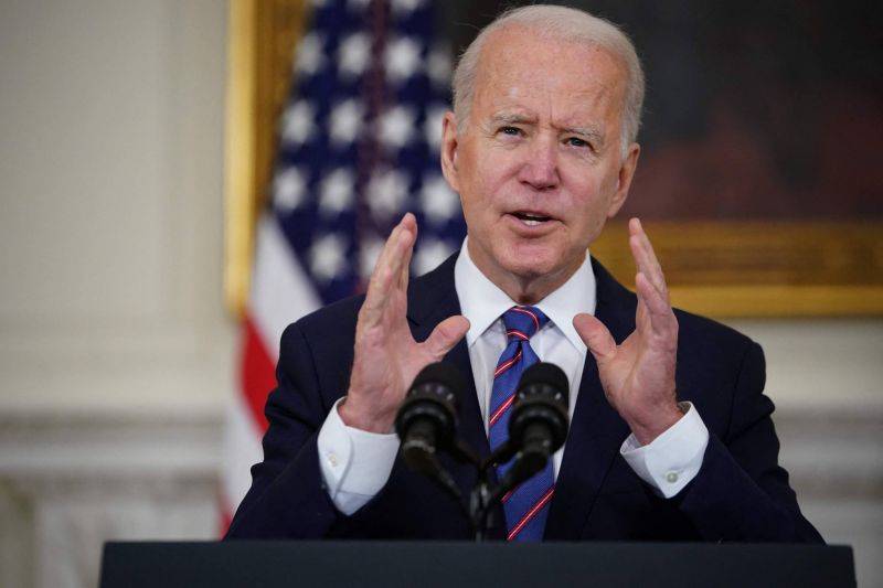 Six mois après l'assaut sur le Capitole, Biden appelle le Congrès à enquêter avec 