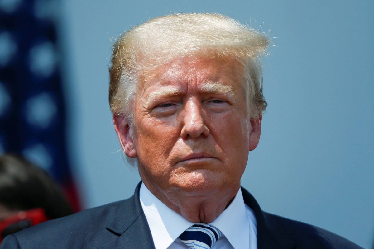 Trump annonce une plainte contre Facebook, Twitter, Google et leurs patrons