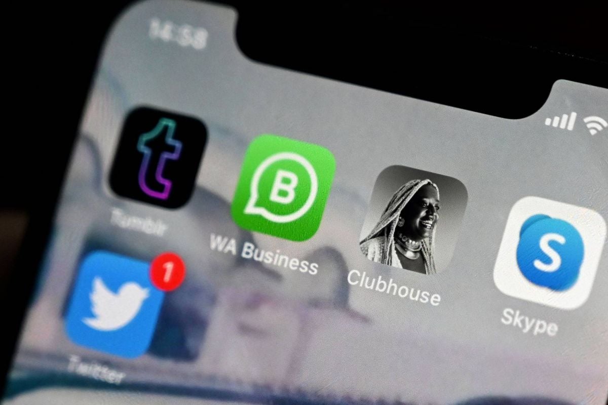 Sur l’application Clubhouse, de jeunes Afghans confrontent les idées talibanes