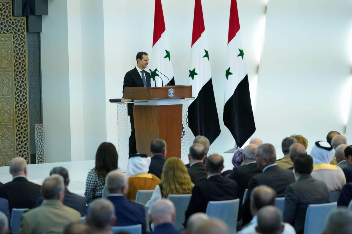 Assad prête serment, six civils tués dans un bombardement