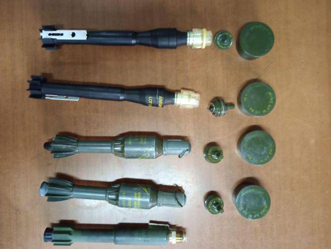 Des grenades et des mines non-amorcées retrouvées dans une benne à ordures à Beyrouth