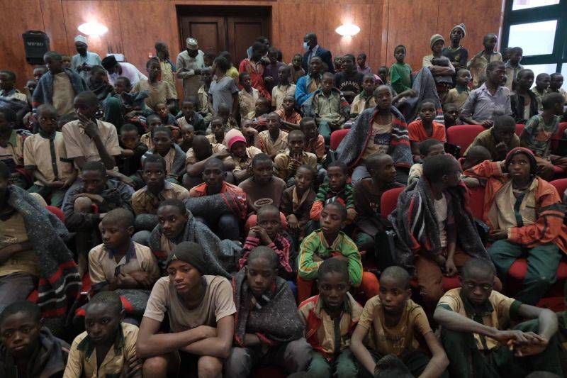 Vingt-huit lycéens libérés par leurs ravisseurs dans le nord-ouest
