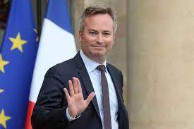 Lancement d'un pass sanitaire spécial pour les expatriés français vaccinés à l'étranger