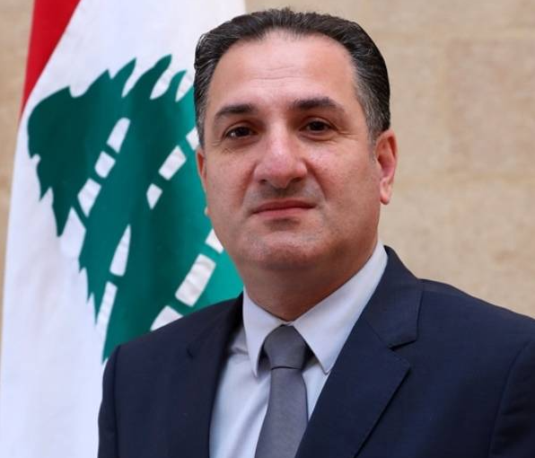 Pas de coupure d'Internet... tant que le mazout et les fonds sont disponibles, assure le ministre des Télécoms Pas de coupure d'Internet... tant que le mazout et les fonds sont disponibles, assure le ministre des Télécoms