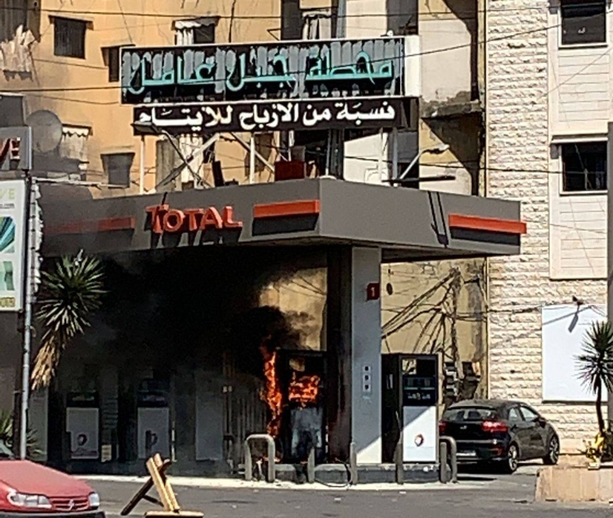 Plusieurs blessés suite à des tirs contre une station d'essence dans la banlieue sud de Beyrouth