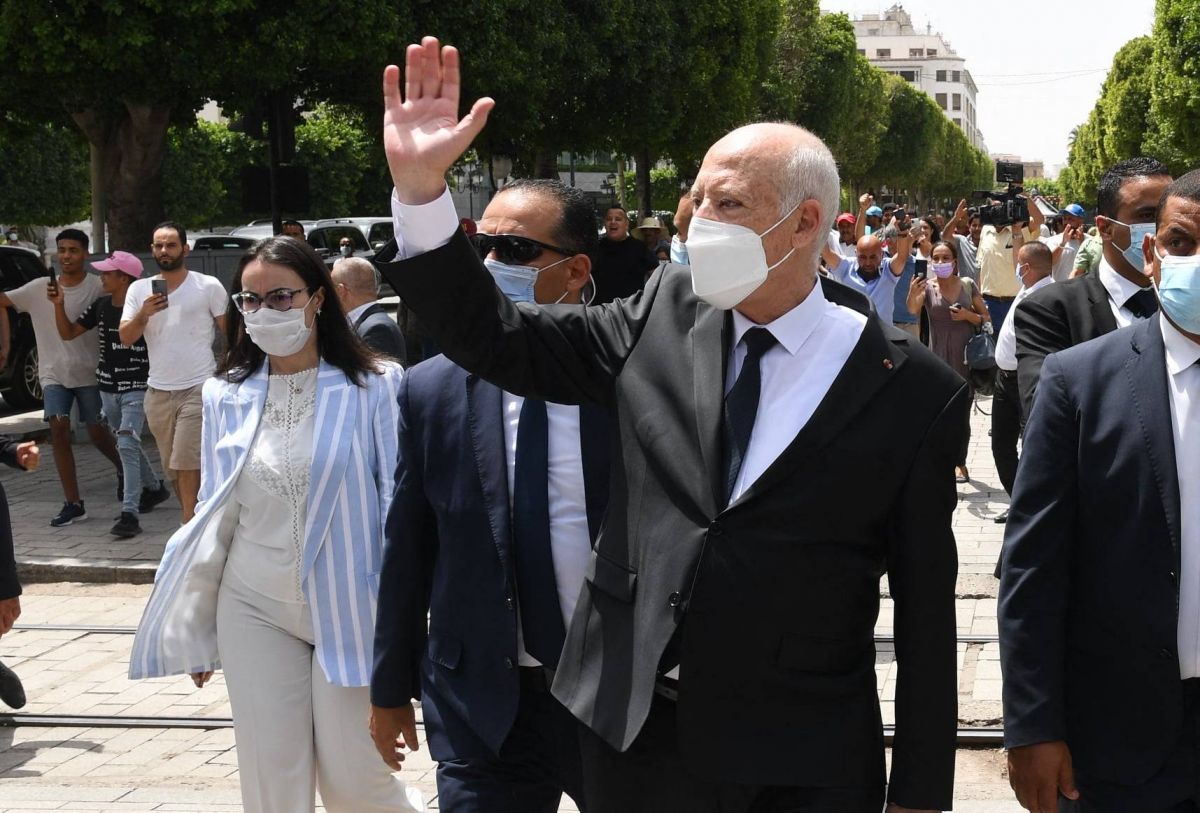 Le parti Ennahdha tente de survivre face au 