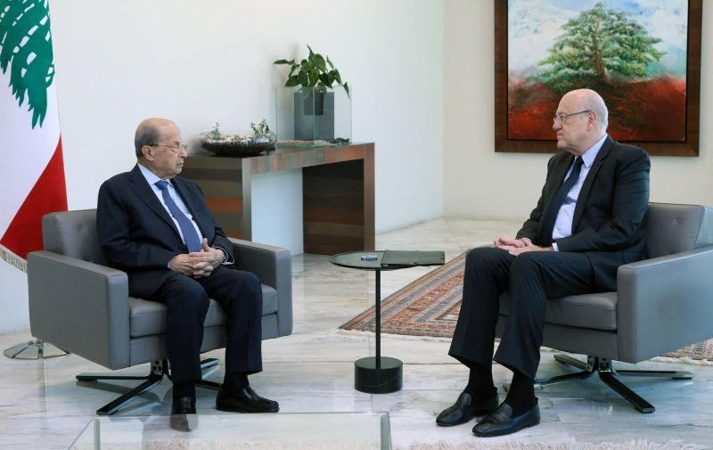 Aoun parle d'un gouvernement 