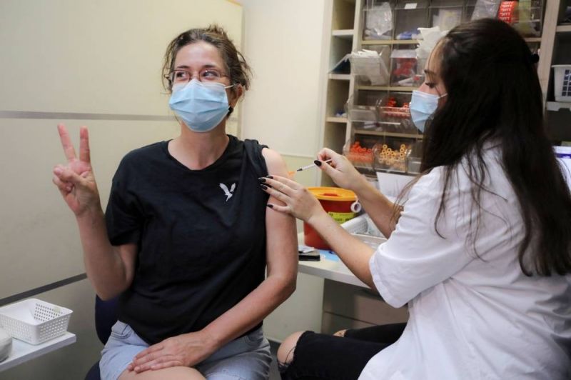 Israël abaisse à 30 ans l'âge pour recevoir une 3e dose de vaccin