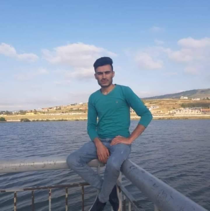 Après la mort de ses deux frères, un jeune homme décède des suites de ses brûlures