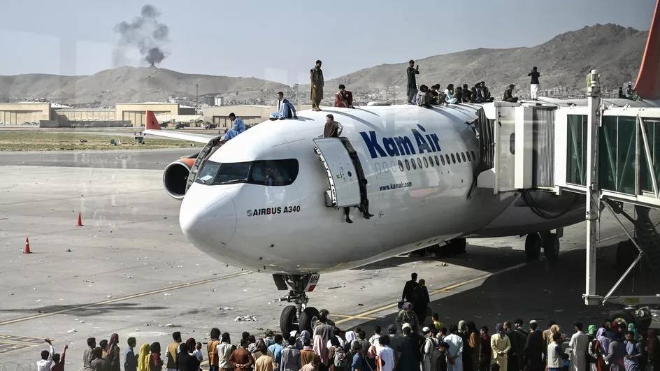 Echange de tirs à l'aéroport de Kaboul, un tué