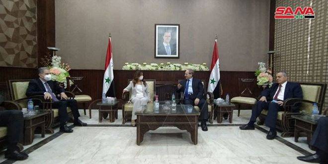 Une délégation ministérielle libanaise s'entretient avec des responsables syriens