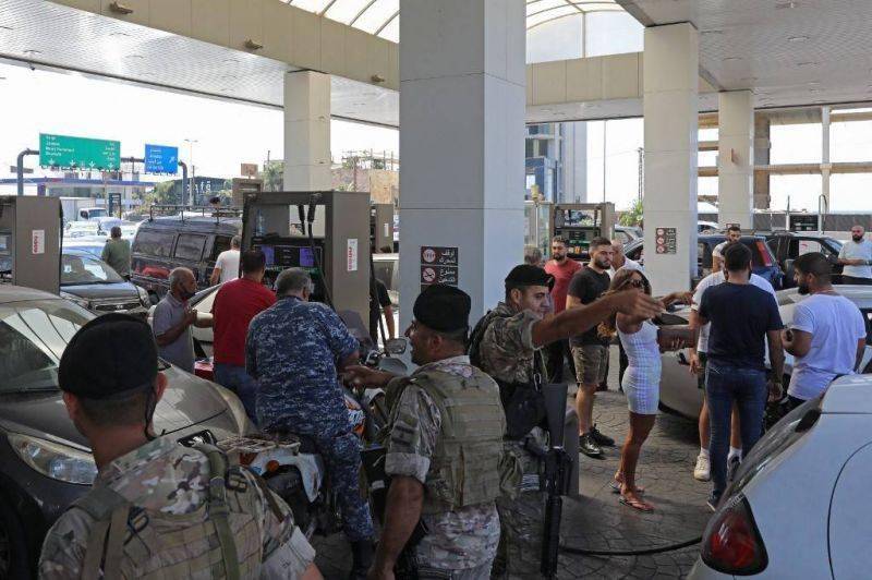 What is the role of the Lebanese Army in combating the fuel crisis?
