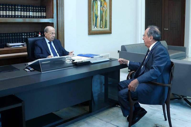 Aoun : Les Libanais ont le droit de savoir qui accapare les médicaments et le lait pour enfants