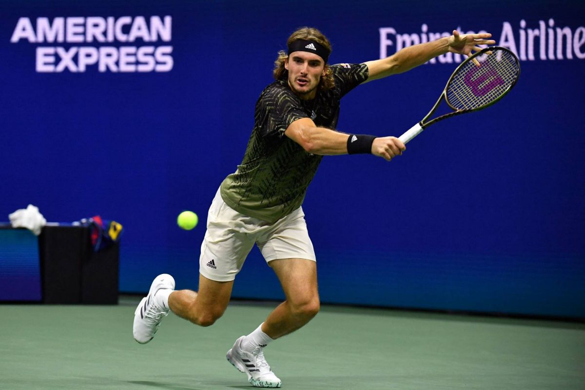 Medvedev avance sans traîner, Osaka sans jouer, Tsitsipas non sans huées
