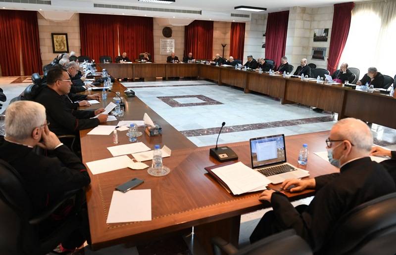 Gouvernement : les évêques maronites dénoncent un 