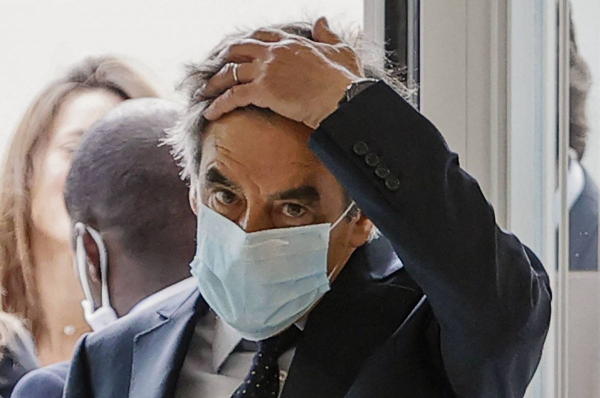 L'ancien Premier ministre François Fillon visé par une nouvelle enquête