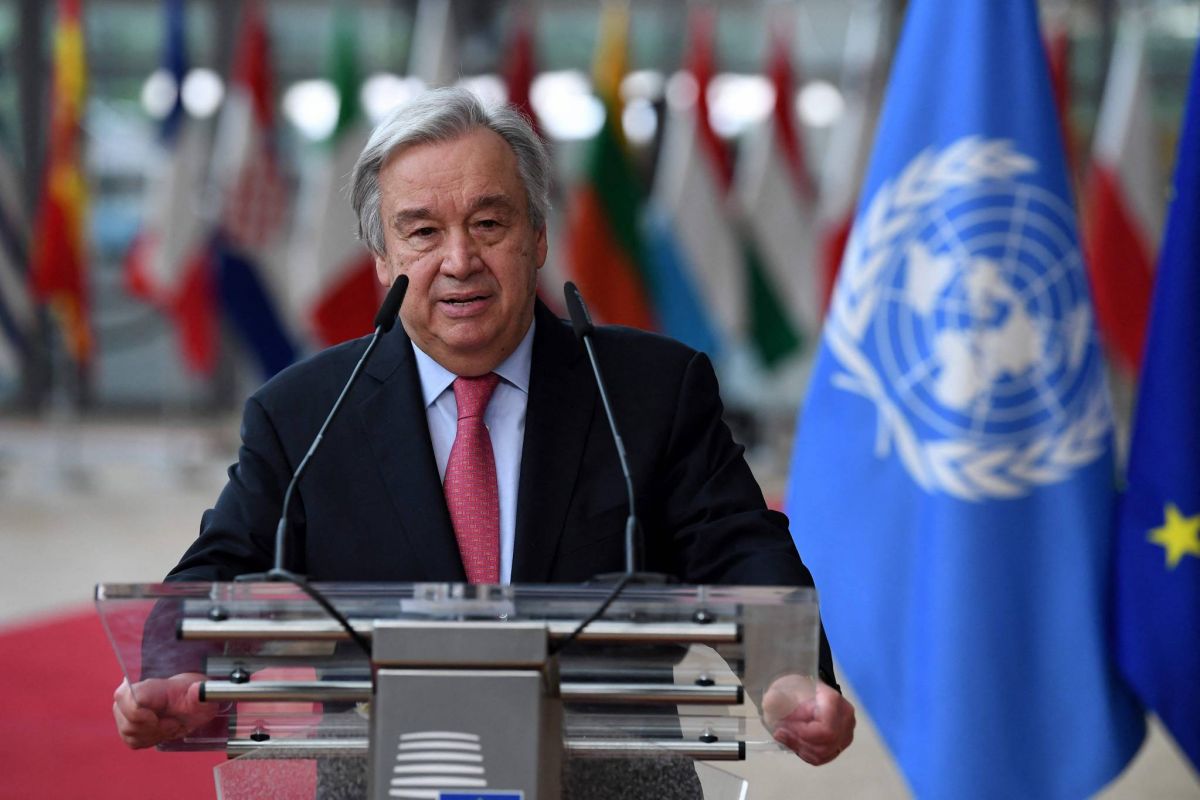 Premier vol d'évacuation de Kaboul depuis fin août, Guterres appelle au 