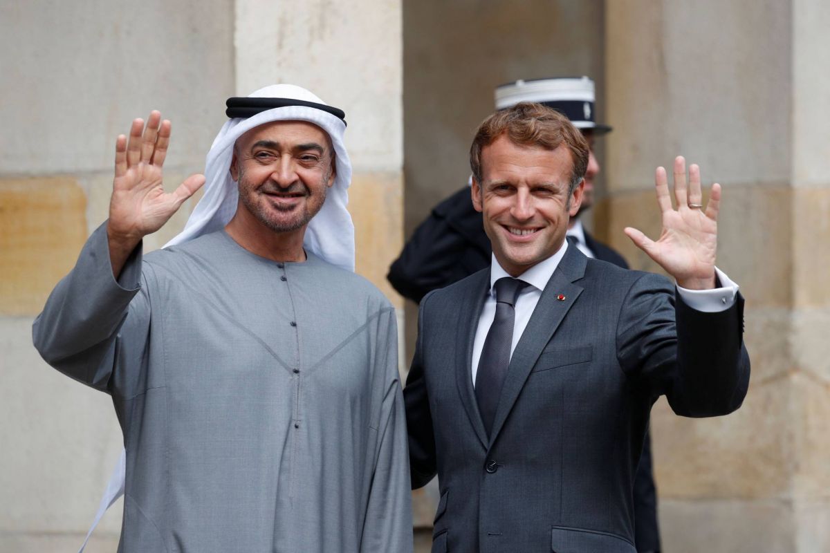 MBZ reçu par Macron à Fontainebleau