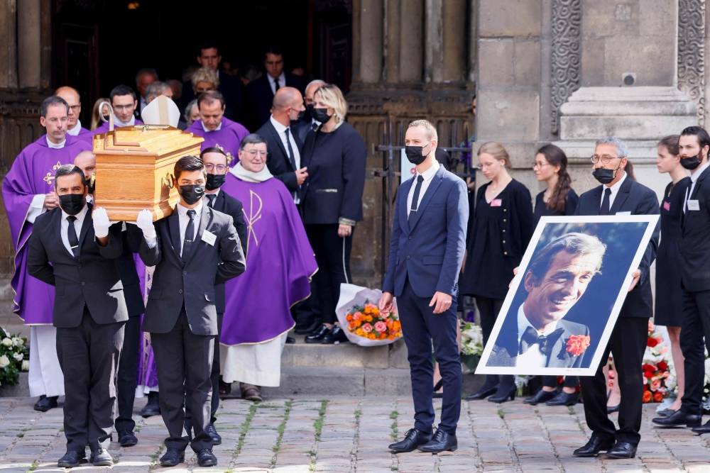 Après l'hommage national, les obsèques de Jean-Paul Belmondo célébrées dans l'intimité à Paris