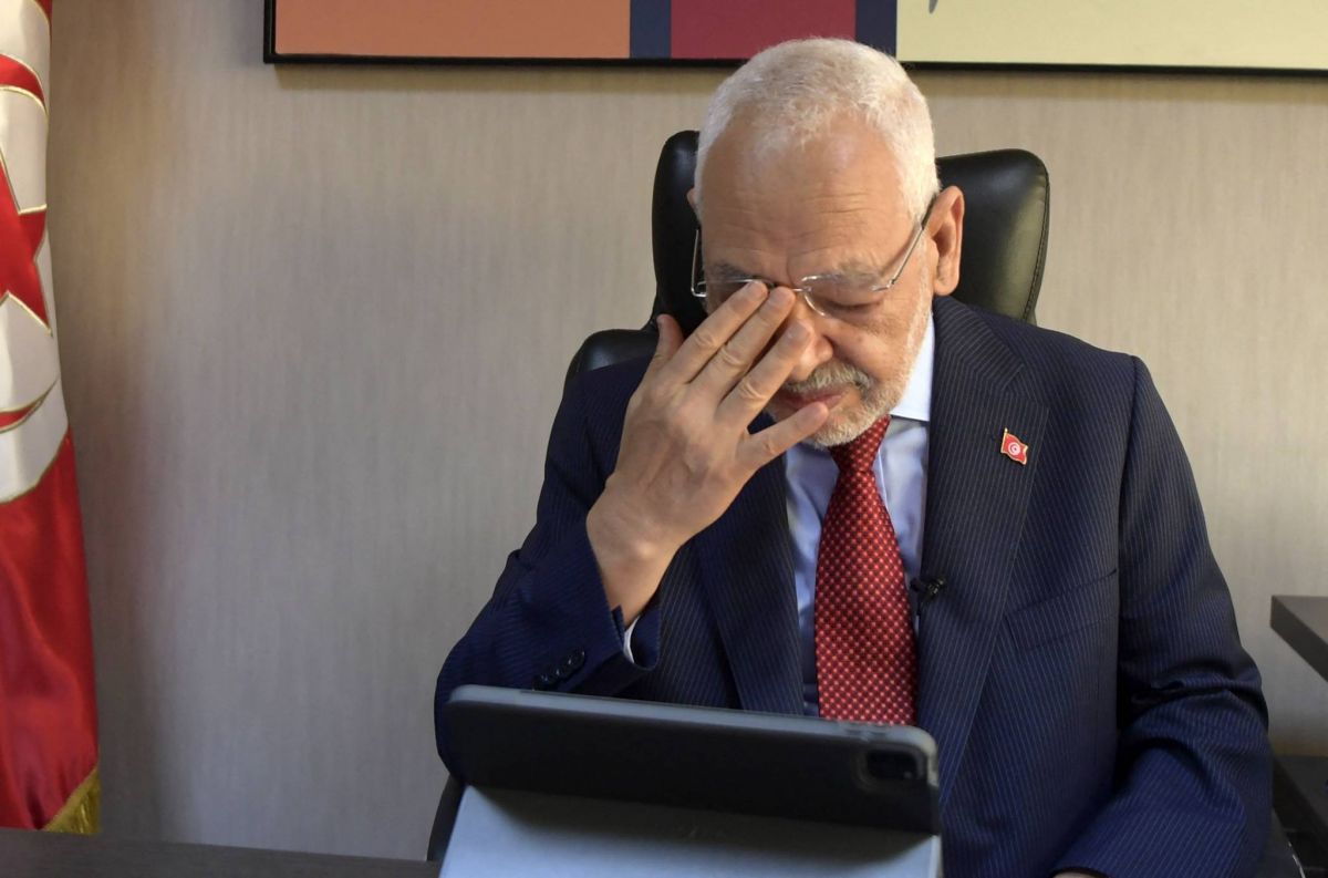 Démission de 113 membres d'Ennahdha en désaccord avec Ghannouchi Démission de 113 membres d'Ennahdha en désaccord avec Ghannouchi