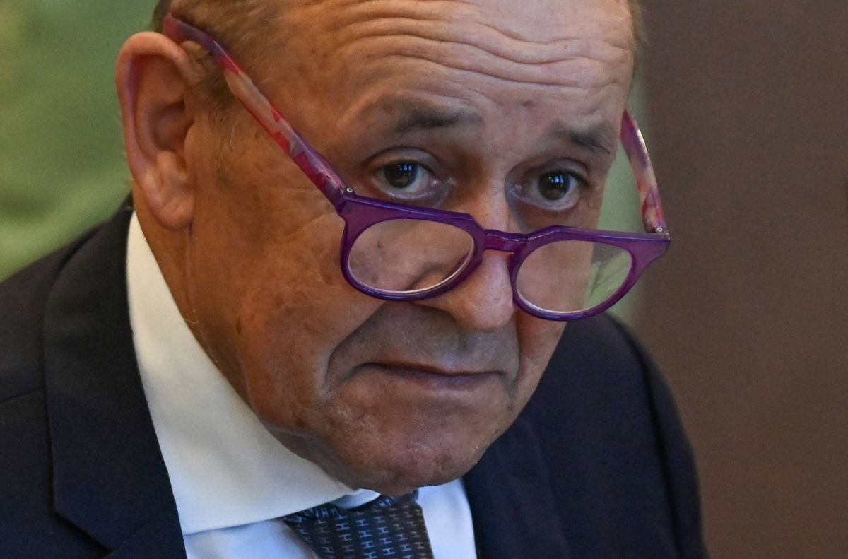 La France, meurtrie, en situation délicate sur la scène internationale