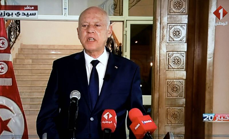 Le président tunisien renforce ses pouvoirs