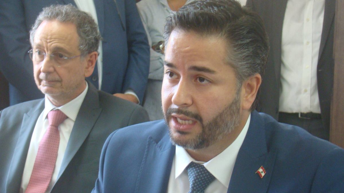 Le nouveau ministre de l’Économie veut un taux de change moyen pour les prix à la vente