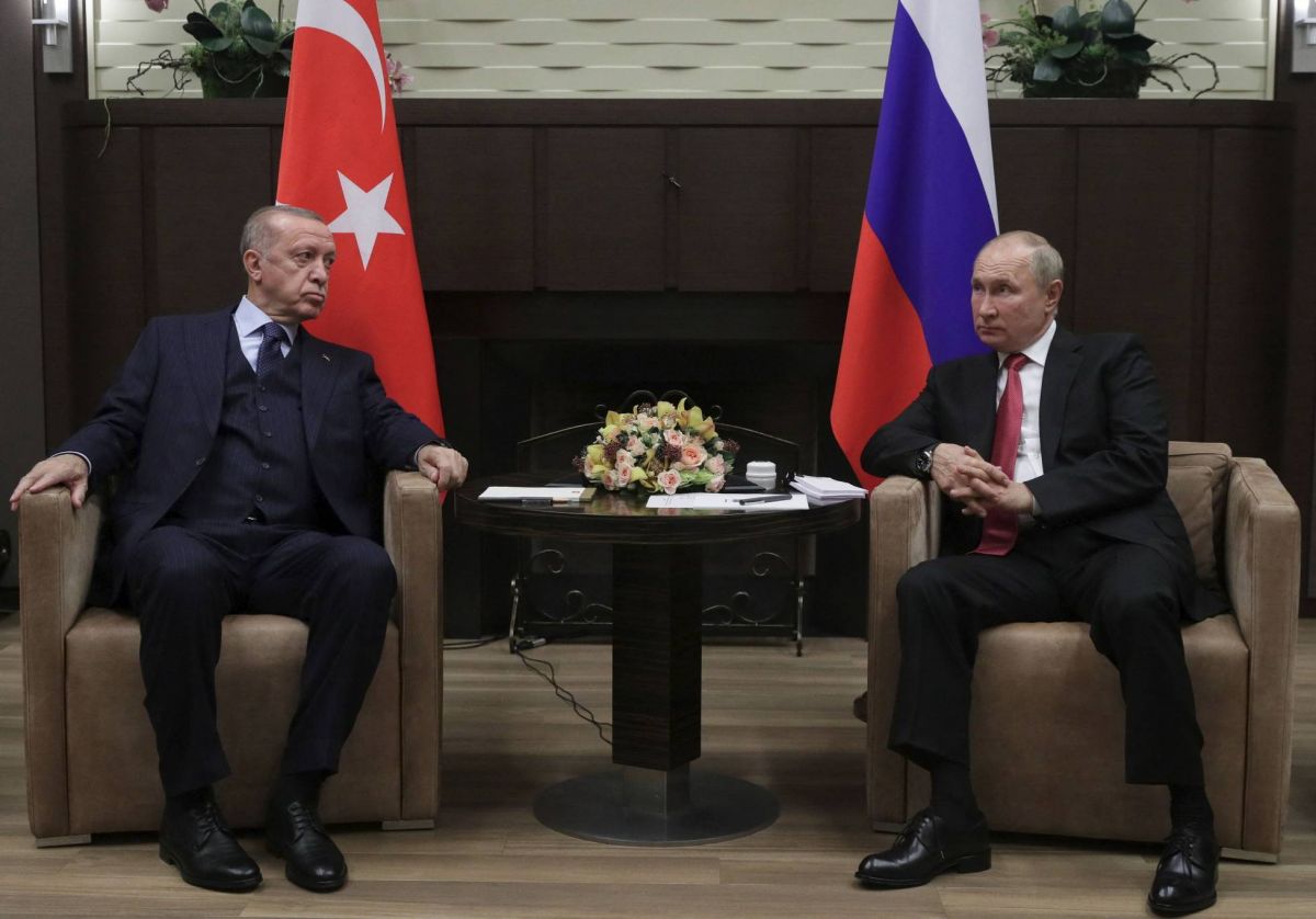 Poutine se félicite des « compromis » avec Erdogan