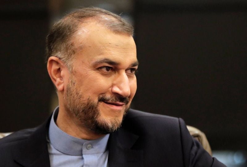 Abdollahian appelle le gouvernement libanais à demander officiellement du fuel iranien