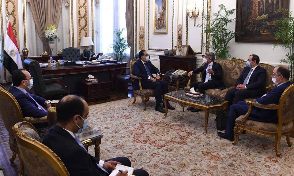 Walid Fayad au Caire pour sa première visite officielle à l’étranger