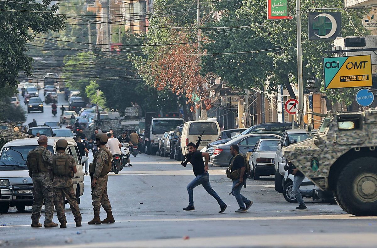 Manifestation du Hezbollah et d'Amal contre le juge Bitar : scènes de guerre au cœur de Beyrouth