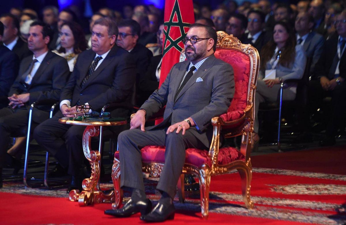 Le roi Mohammed VI nomme le nouveau gouvernement Le roi Mohammed VI nomme le nouveau gouvernement