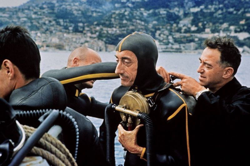 « Cousteau », plongée dans la vie du légendaire commandant au bonnet rouge