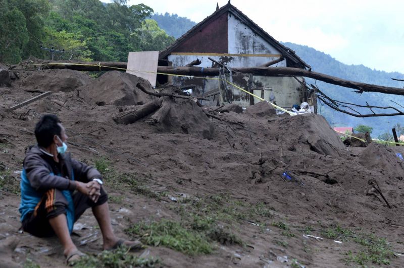 Un séisme fait trois morts et sept blessés à Bali