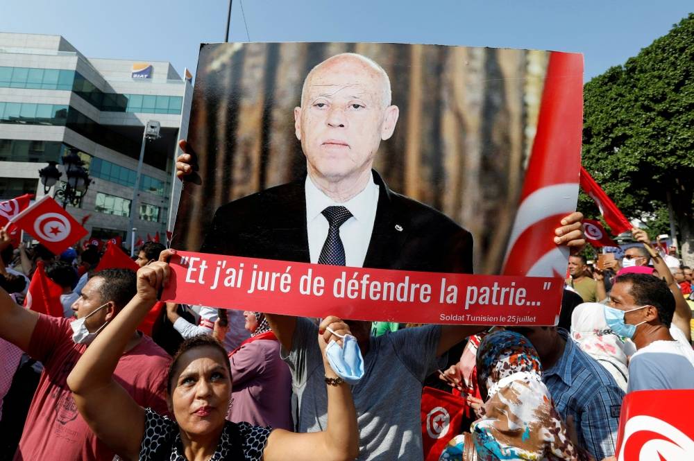 Le président Saied rejette des 
