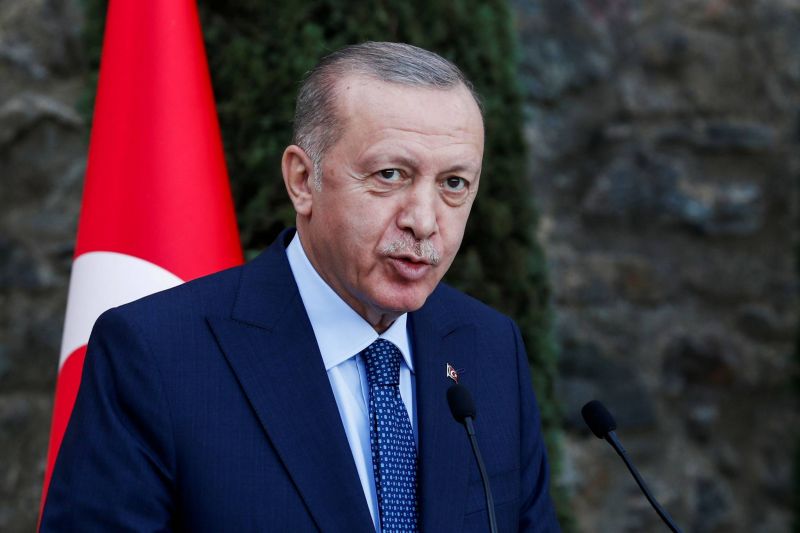 Erdogan dit que les USA ont proposé la vente de F-16