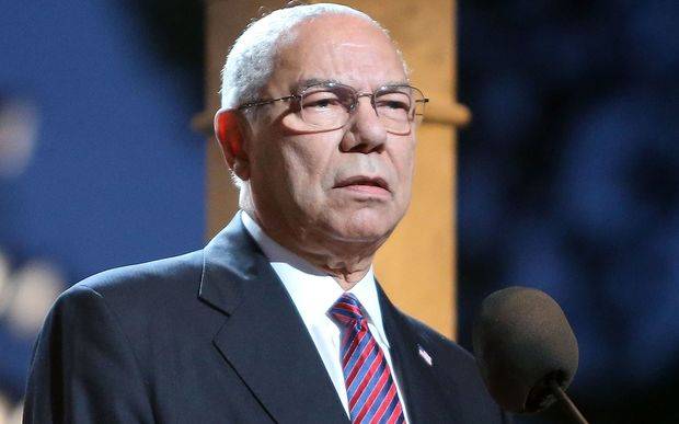 Colin Powell, premier secrétaire d'Etat afro-américain, meurt du Covid-19
