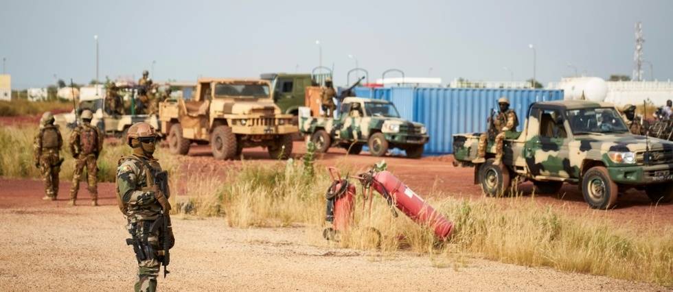 Sept militaires tués dans des attaques séparées