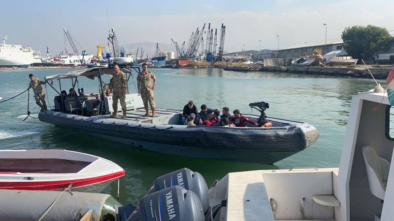 La marine intercepte 53 migrants au large de Tripoli