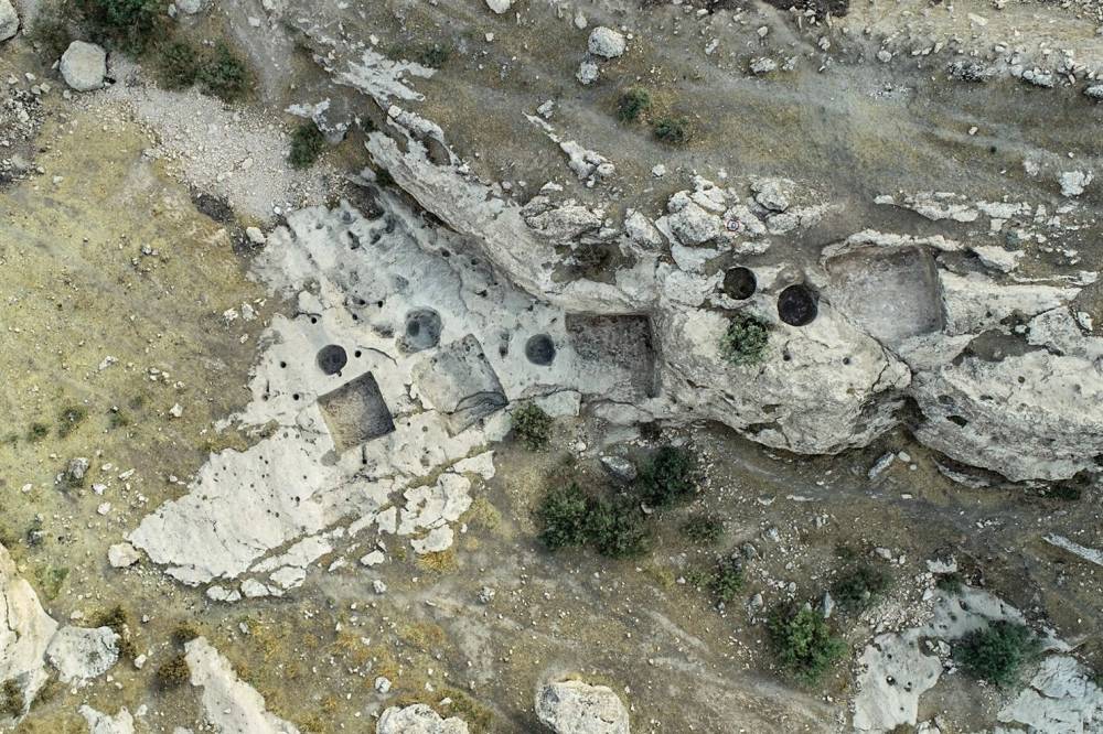 Découverte de pressoirs à vin assyriens vieux de 2.700 ans