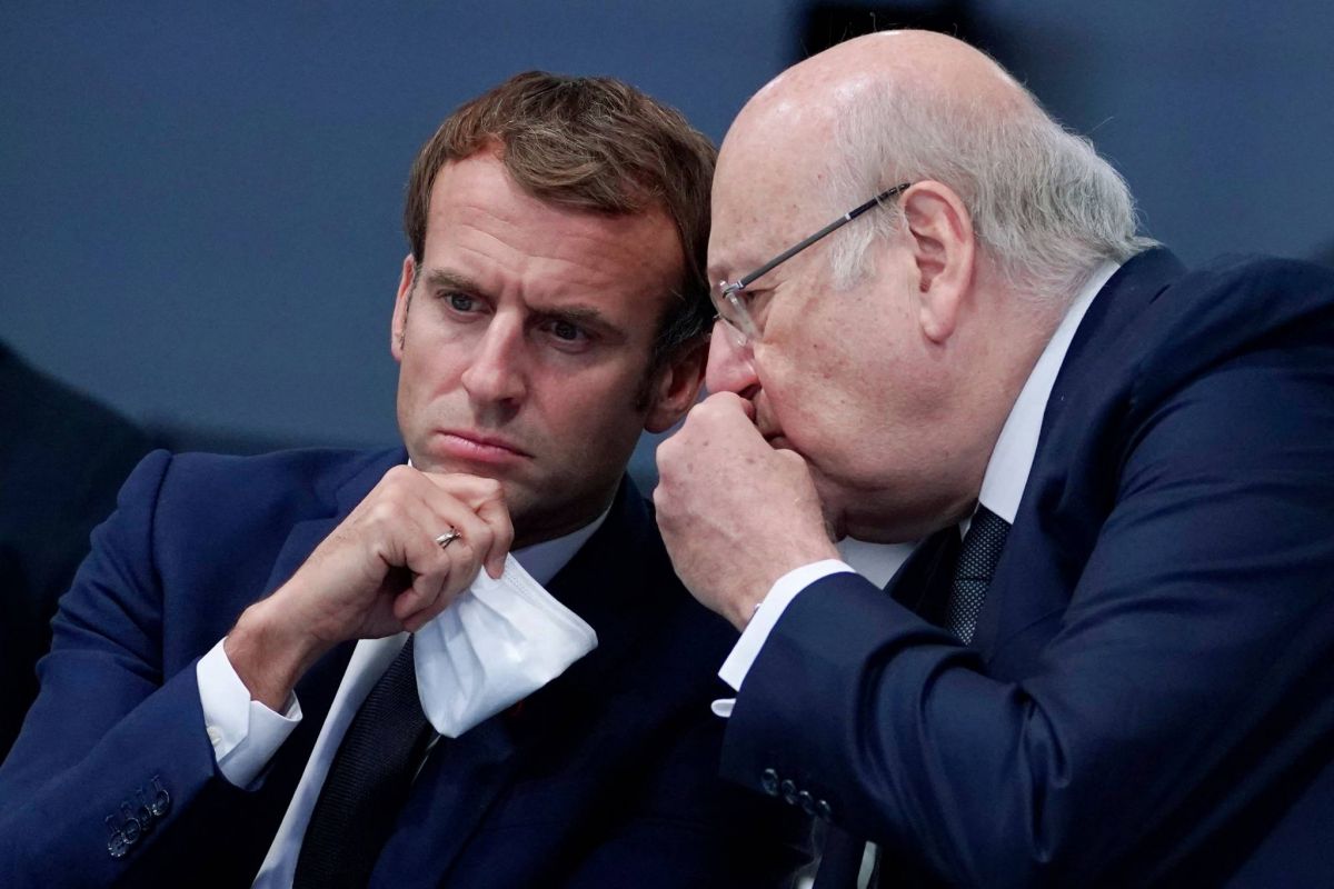 Macron Macron