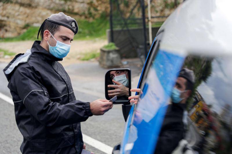 Les 60 ans et plus peuvent désormais bénéficier d'une 3e dose, huit décès en 24h