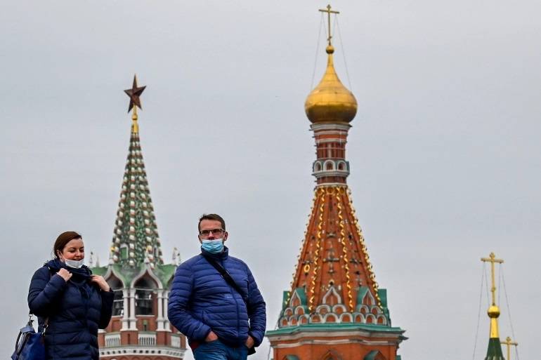 Record de contaminations en 24 heures en Russie, malgré la semaine chômée