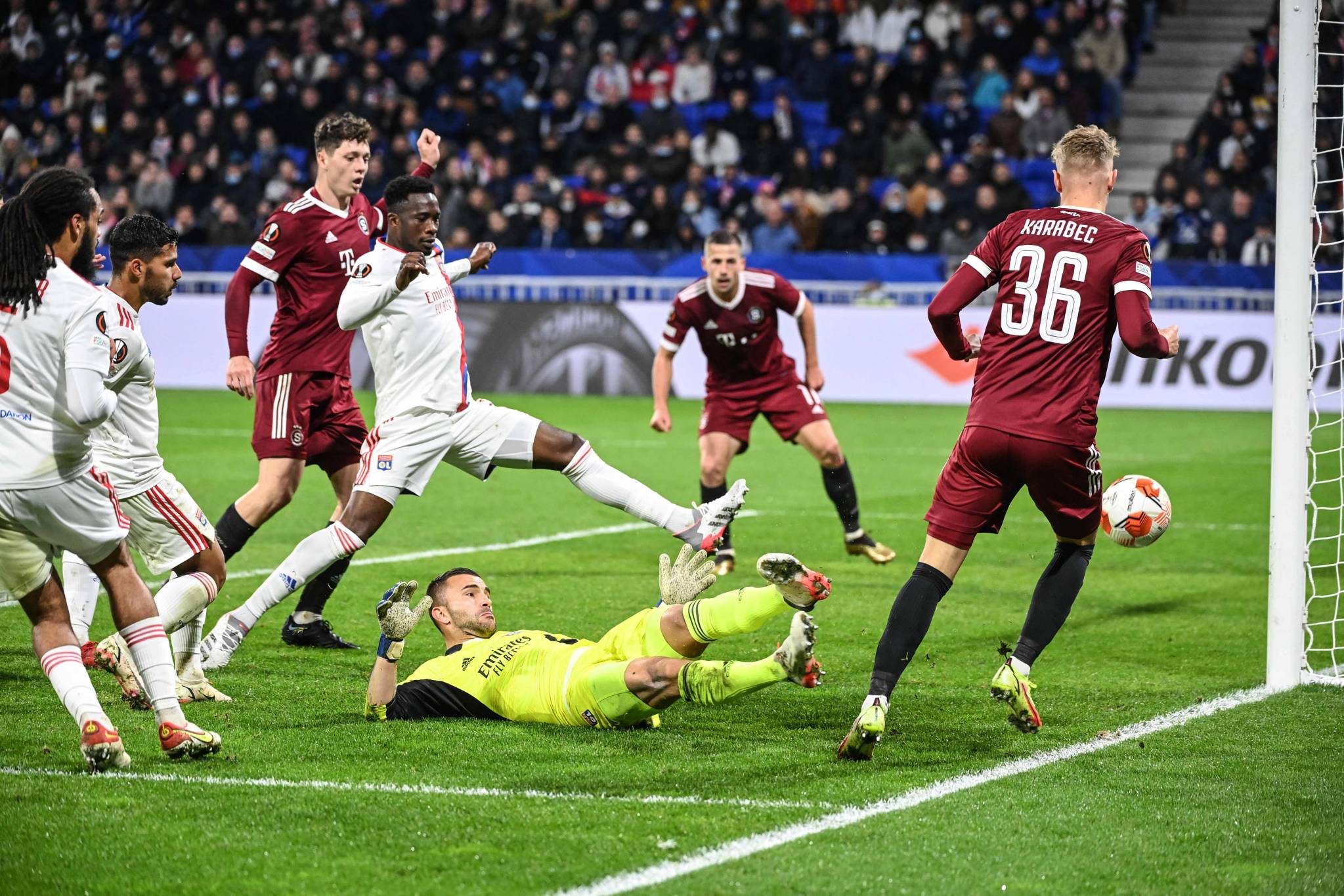 Lyon Premier Qualifié En Huitièmes - L'Orient-Le Jour